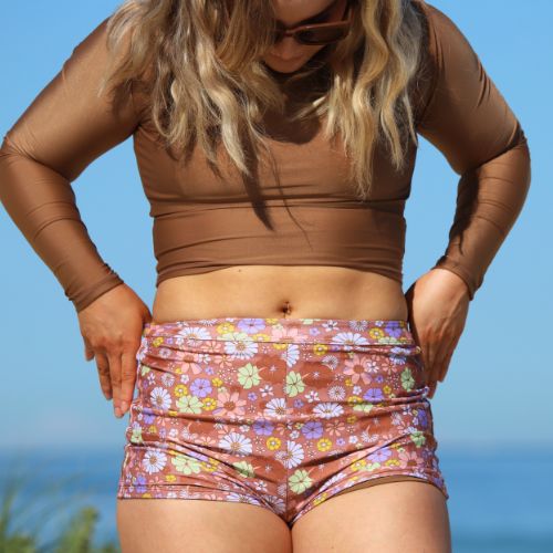 Cowie Shorts in Daisy