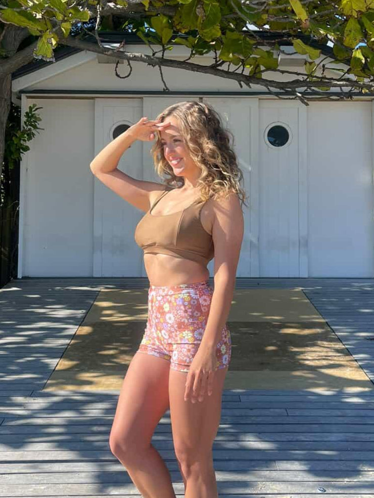 Cowie Shorts in Daisy